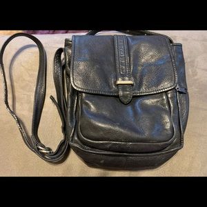 Kenneth Cole crossbody purse
